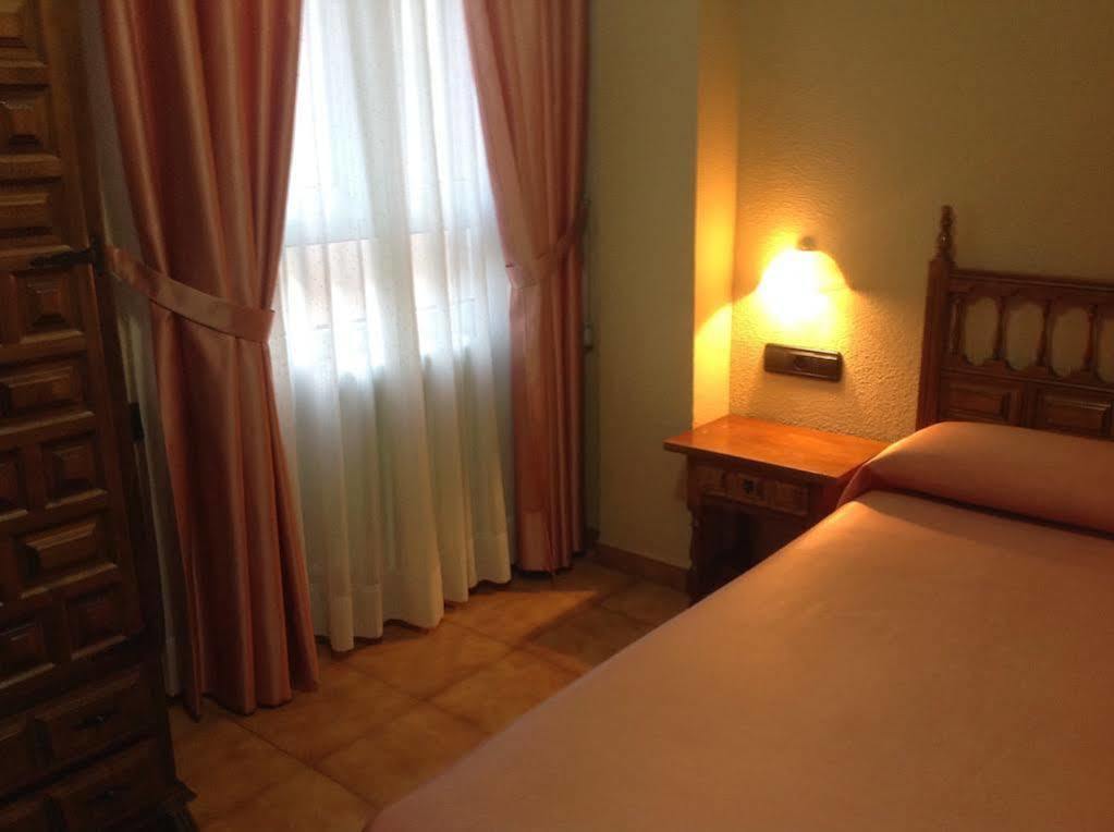 Hostal Argentino Béjar Exteriör bild