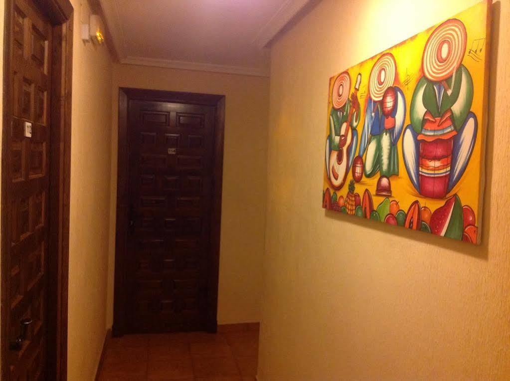 Hostal Argentino Béjar Exteriör bild